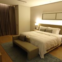 ベッドルーム。まだダブルの時の写真