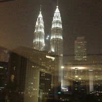 部屋からはペトロナス・ツインタワーの勇姿が見られます。