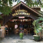タラバー門そばにあるレストラン。隣にはサラバー２があります。