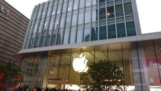 大きなお店です！