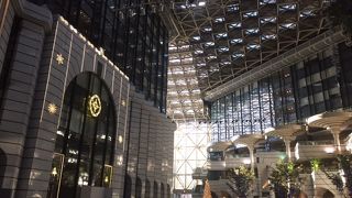 商業複合施設。