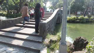 市民の憩いの池