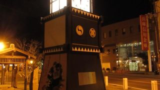 毎時0分、「忠臣蔵」を語るカラクリ時計♪