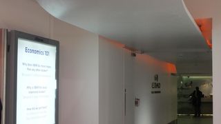 シャワールームも食事も◎