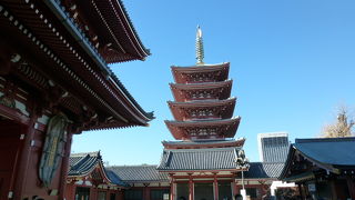 きれいですねそびえ建っています