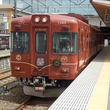 富士山駅では進行方向が変わります。座席の座る向きに要注意。