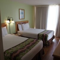 ダブルベッドが２台