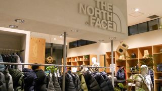 アメリカのアウトドア用品のショップです