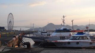 歴史をつくってきた町を結ぶ。