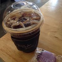 隣のカフェ ドロップトップ