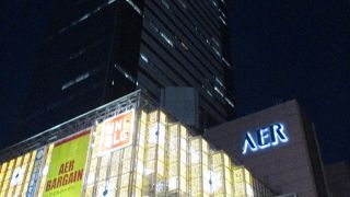 最上階には無料展望スペースも！