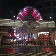 夜の商店街