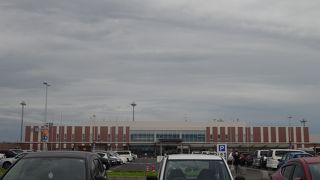 無料駐車場があります