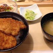 甘辛醤油ソースが「新潟カツ丼 タレカツ 渋谷店」