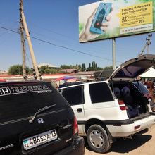 カザフ側の国境近くのお店