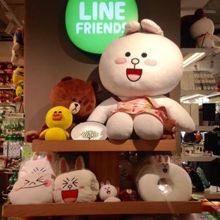 1階LINEショップ