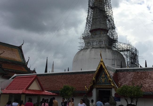 タイ南部随一の寺院
