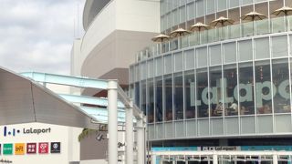 オープン後の平日なのに「ららぽーと海老名」