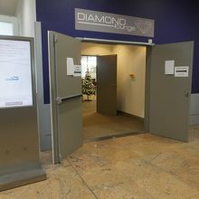 ラウンジの入口