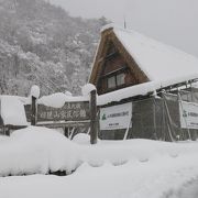 冬の朝一番・・・大雪に包まれていました