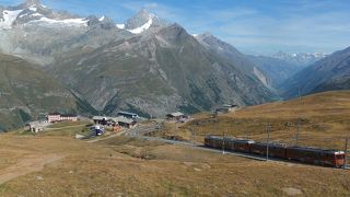 昔からある人気の鉄道です。ハーフフェアカードが使えます。