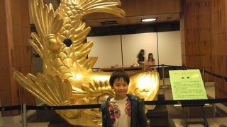 金のしゃちほこ