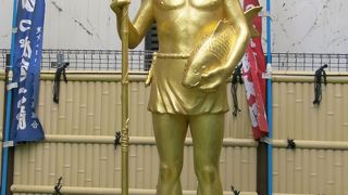 なんとなく笑えます