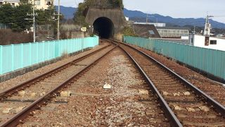 ＪＲ牟岐線終着の海部駅、トンネル？？