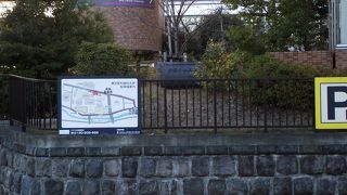 何のための石碑だろうか？？