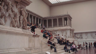 建造物をそのまま博物館に収めている