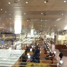 ラウンジの様子