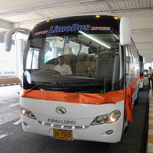 復活したリムジンバスの車体