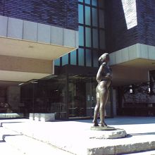 分館も少し混んでいました