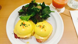 ニューヨークの朝食の女王