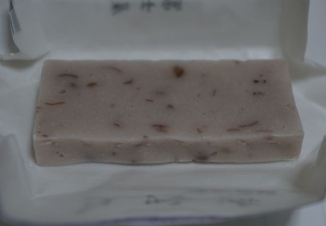 いただいたのは、紫雲石