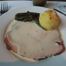 大きなハムステーキいまいち