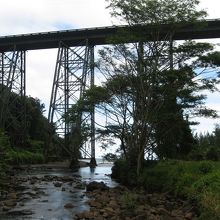 ハカラウの鉄橋