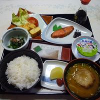 部屋食。朝食がすごく美味しかった