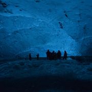 冬限定で現れる氷の洞窟