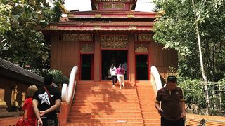 エメラルド仏が見どころ