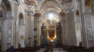 美しいバロック様式の教会