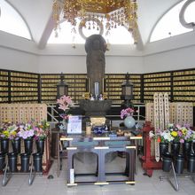 中宮殿内地蔵菩薩