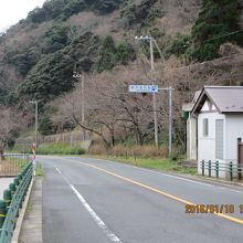 こちらの建物がトイレ