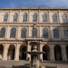 バルベリーニ宮外観