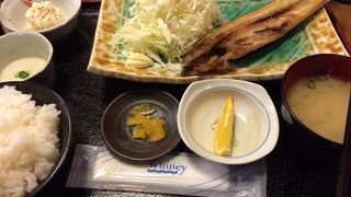 12時までに入れば…