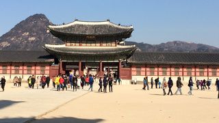 広大な敷地にパワーが宿る！午前中がおすすめ！