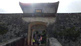 現在では出口専用の門らしいです