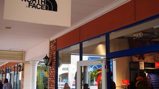 アウトドアブランド