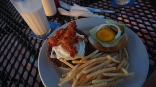 ハンバーガー美味しいです