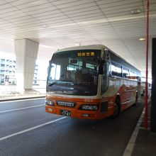 安心のリムジンバス